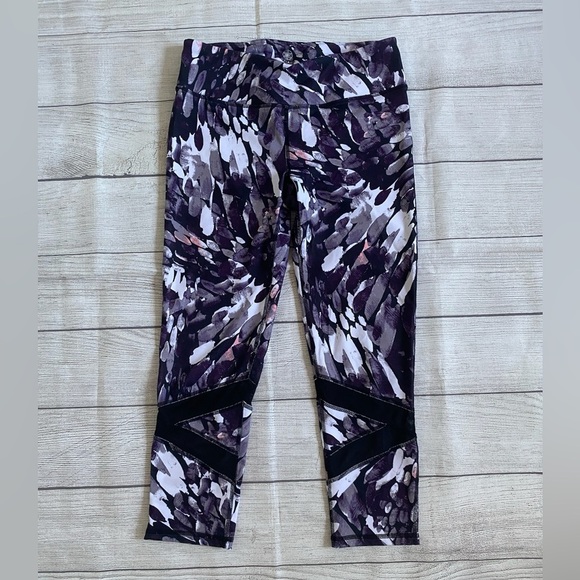 GAIAM Pants - GAIAM Abstract Purple and Black Women’s Cropped Leggings